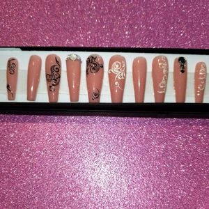 Luxury gel press-ons